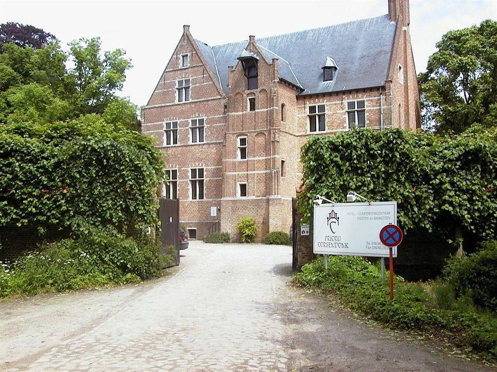 Priorij Corsendonk Hotell Oud-Turnhout Exteriör bild